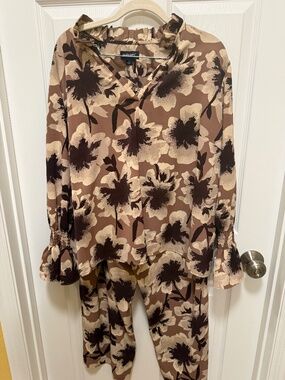 🤎 Studio Park Neutral Floral Set – Size Petite Large (14/1 6) 🤎